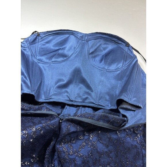 David Meister Strapless Cocktail Dress Blue Black Lace Metallic 6 Boning - Picture 9 of 10